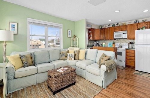 Ocean City Condo | Charming 2BR 2BA Direct Bayfront Unit. Enjoy the Best Fishing & Sunsets here.