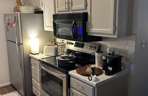 Shirlington Condo | Charming 2BR Arlington Condo Near DC & Shirlington