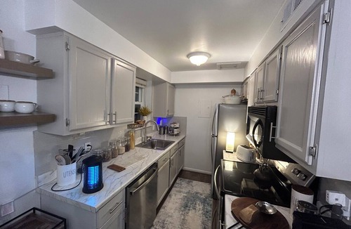 Shirlington Condo | Charming 2BR Arlington Condo Near DC & Shirlington