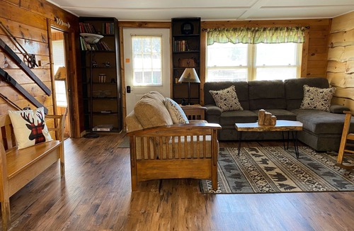 Indian Lake Apartment | Charming 2BR in the Heart of the Adirondacks in Indian Lake NY.