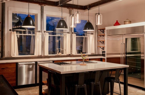 Beacon Apartment | Charming 3-bedroom apartment in delightful Beacon with Chef's Kitchen