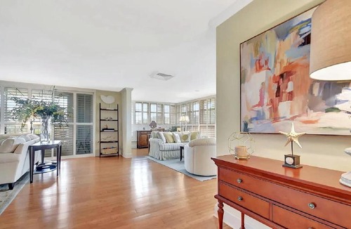 Palm Beach Apartment | Charming 3 Bedroom Condo Near Worth Avenue