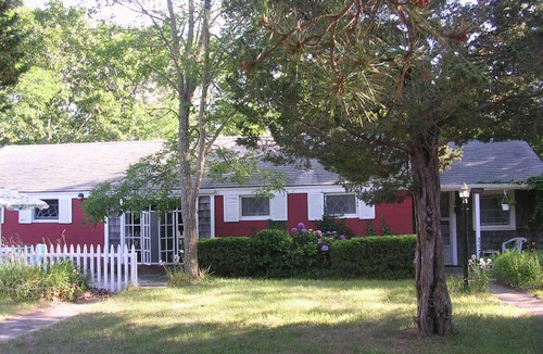 North Eastham Cottage | Charming 3-bedroom cottage in Eastham with WiFi and Beach Pass