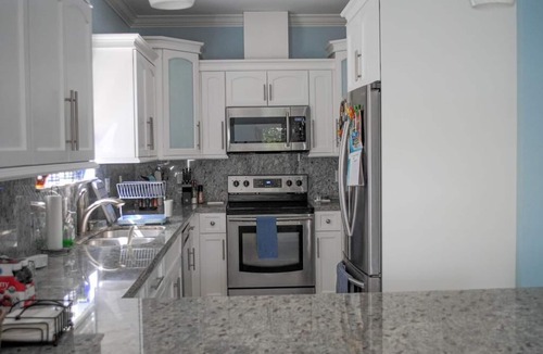 Anglers Park House | Charming 3-bedroom home in Key Largo, perfect for a family getaway!
