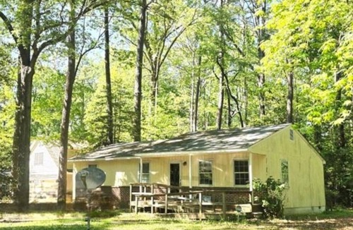 Reedville House | Charming 3-bedroom house with WiFi, AC& heat in peaceful Reedville