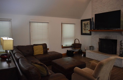 Nellysford House | Charming 3-bedroom house with hot tub and large deck