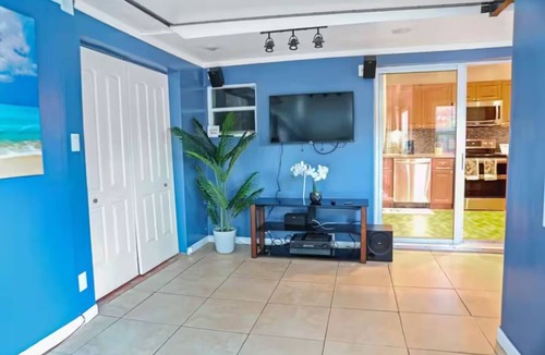 Miramar House | Charming 3-bedroom house in lovely Miramar with AC