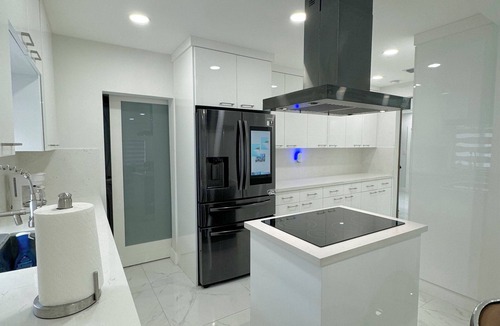 Coral Terrace House | Charming 3-bedroom house in marvelous Miami with AC, WiFi