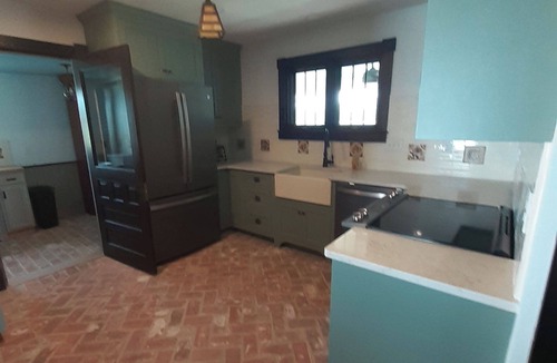 Claiborne House | Charming 3-bedroom in Village of Claiborne BOOK 3 NIGHTS GET 4TH FREE STRN26-6