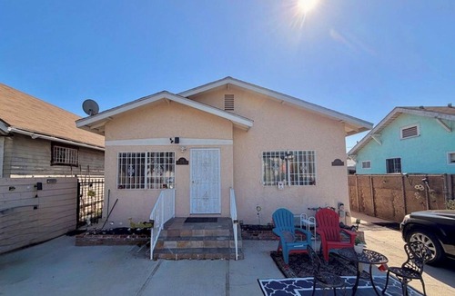Los Angeles House | Charming 3-bedroom house in Los Angeles perfect for your stay