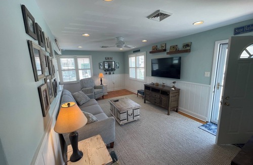 Stone Harbor Condo | Charming 3-bedroom condo in beautiful Stone Harbor