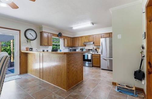 Ruby House | Charming 3BR Home in Scenic Fredericksburg AC & Comfort