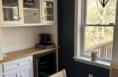 East Dennis House | Charming 4-bedroom house with WiFi and AC in delightful Dennis near mayflower