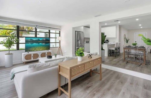 North Miami House | Charming 4BR Oasis with Saltwater Pool & Parking