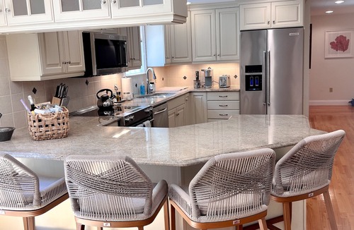 Osterville House | Charming 4BR Osterville Home, Walk to Pond, 2 mi to beach, Hot Tub & Beach Pass