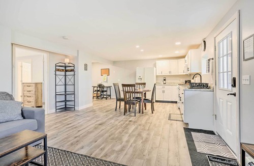 Beacon Apartment | Charming Beacon Apt w/Fire Pit: Near Hiking!