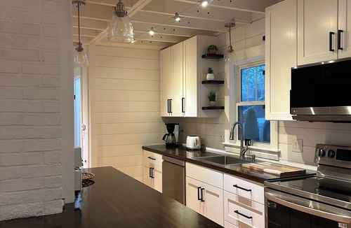 Hyannis House | Charming Cape Retreat Near Downtown: Hot Tub & Heated Pool