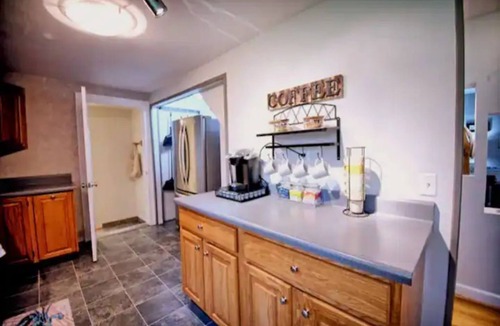 Stevensville House | Charming Coastal/Country Home w/3 Acres & Sauna!