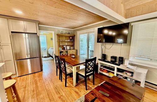 Country Club Estates Cabin | Charming Dog-Friendly Cottage, Walk to Rehoboth Beach, Private Yard & Parking!