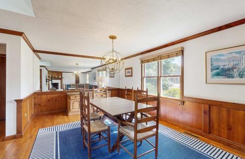North Chatham House | Charming Dog Friendly North Chatham Ranch