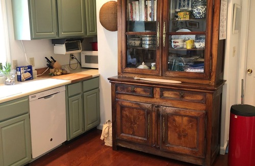 West of Town House | Charming, Family Friendly Home Near Surfside Bike Path