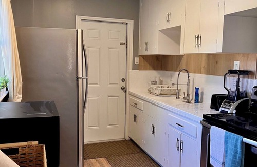 Riverside Park House | Charming Florida Cottage - close to downtown, beach, Las Olas, airport!