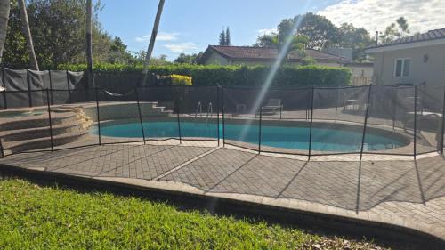 Ludlam House | Charming House with Private Pool n Coral Gable