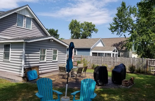 St. Michaels Cottage | Charming Intown Cottage – The Ultimate Walkable Getaway steps from Downtown!