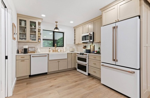 Bonners Ferry Cottage | Charming River Cottage w/AC, Deluxe HotTub,WiFi in Bonners Ferry on the Border!