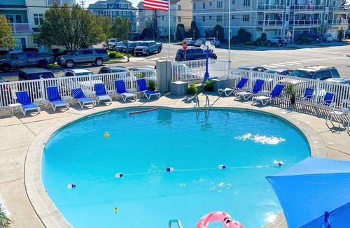 North Wildwood Hotel | Chateau Bleu