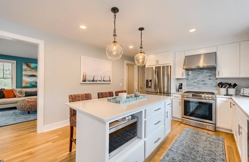 West Chatham House | Chatham Luxury Retreat—Porch, Art & Family Fun