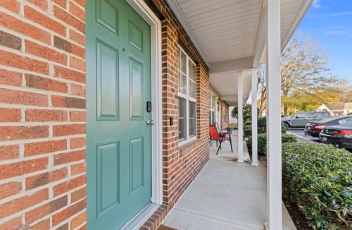Northeast Raleigh House | Cheerful Abode