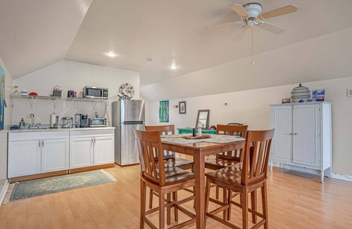 Cheriton Apartment | Cheriton Loft | Charming Studio Apartment Close to Town!