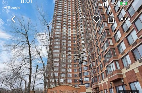 Edgewater Apartment | Chic 1-bedroom with fitness room and AC in fabulous Fort Lee