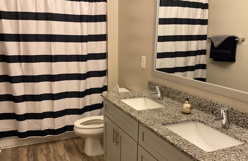 Northeast Raleigh Apartment | Chic 2 bed 2 bathroom