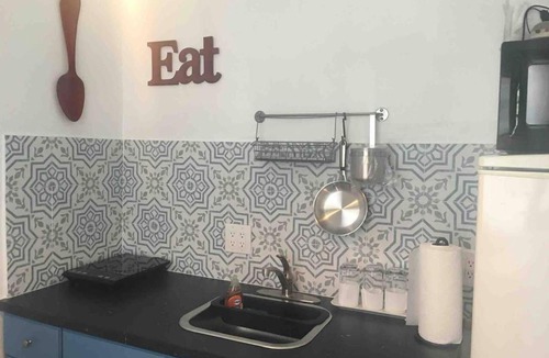 Coral Way Apartment | Chic and Comfortable Studio Free Street Parking