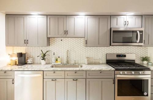 Troy Apartment | Chic Brownstone in Historic Troy w/Furnished Deck