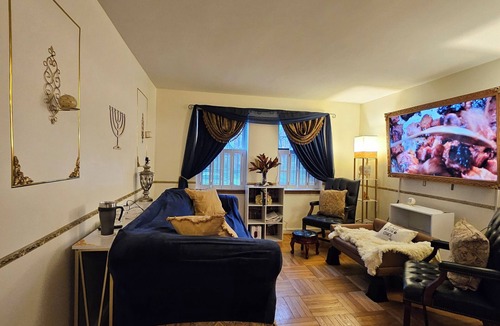 Belle Haven Condo | Chic Floral: Luxe 2BR Escape