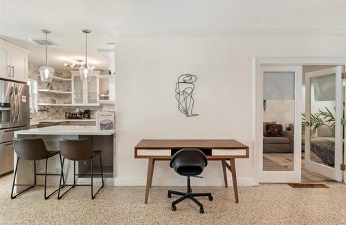 Coral Way Villa | Chic Villa, pool, spa, Coffee station, Nr Brickell