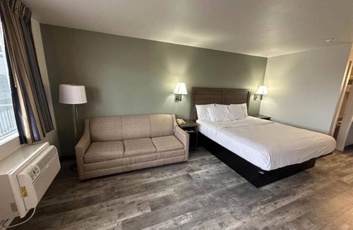 Chincoteague Hotel | Chincoteague Inn