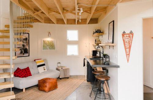 Kalispell House | Clark Farm Silos #3 - Stunning Mountain Views