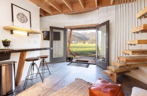 Kalispell House | Clark Farm Silos #5 - Sweeping Mountain Views