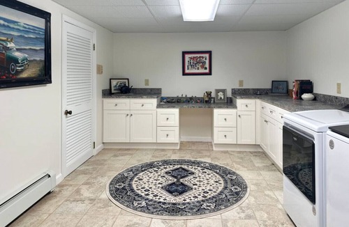 Falmouth House | Classic Cape Home in Sippewissett - Dog Friendly and Walk to Woodneck Beach
