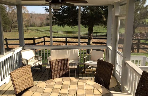 Gordonsville Cottage | Classic Cottage Rental on Huge Horse and Cattle Farm near Charlottesville