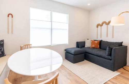 North Beach Condo | Classy and cozy 1-bedroom condo in Miami beach