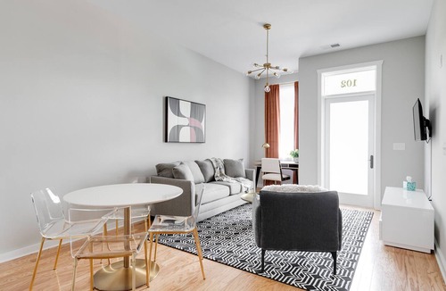 Church Hill Apartment | Classy, Spacious Apt Near Esteemed Restaurants
