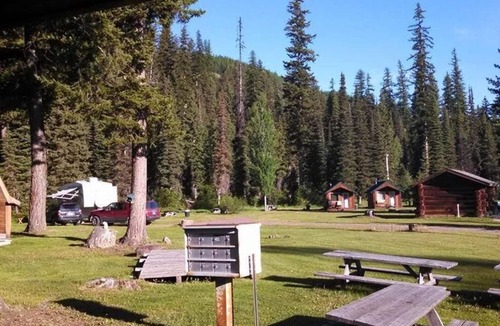 West Glacier Cabin | Clear Sky Resorts Deluxe Cabin