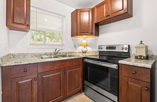 Delray Beach Apartment | Close to Atlantic Ave and all Delray has to offer