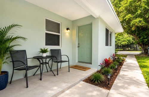 Delray Beach Apartment | Close to Atlantic Ave and all Delray has to offer