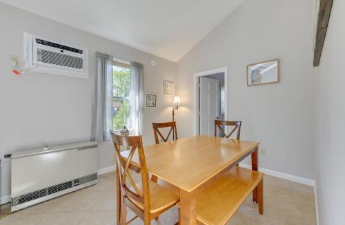 North Truro House | Close to Beach & P-Town! Cottage w/Bay Views